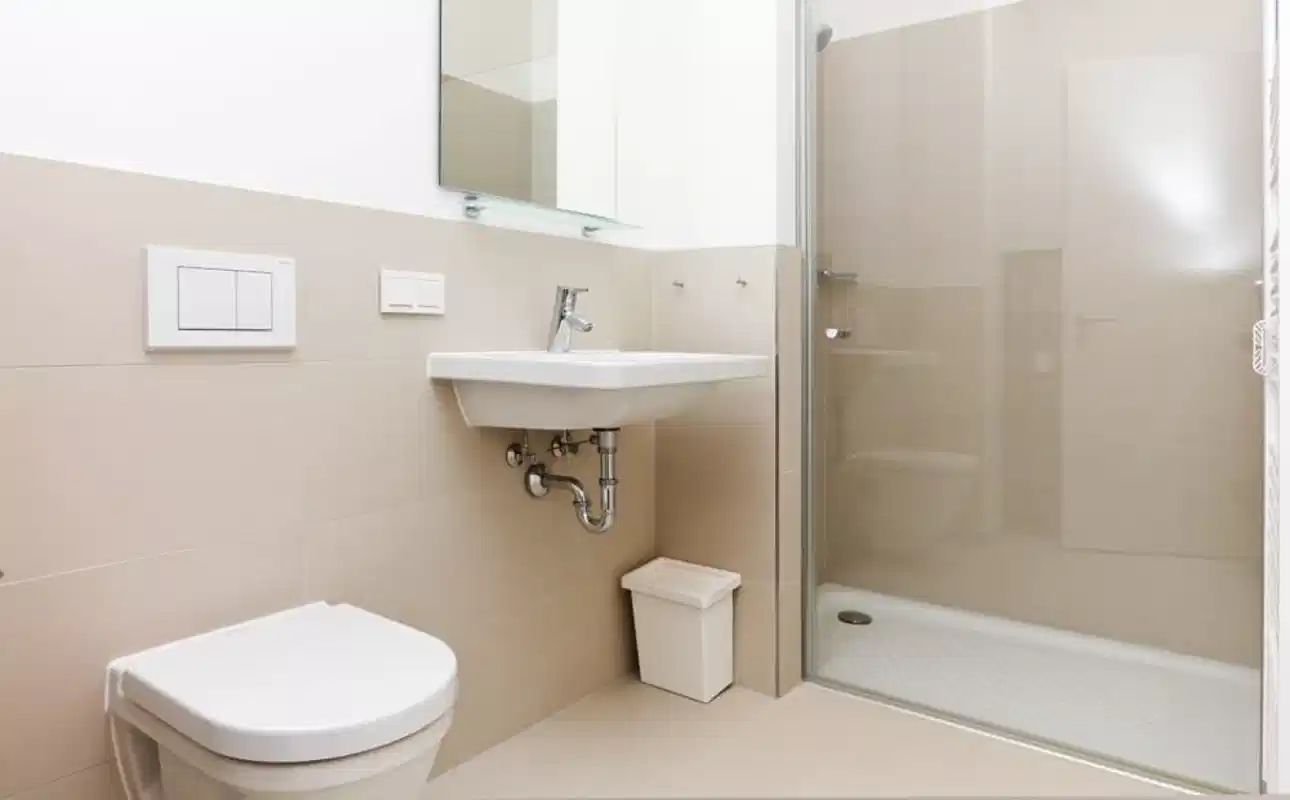 Floor Plan?w=400&h=260&fit=crop&q=40&auto=format&trim=auto