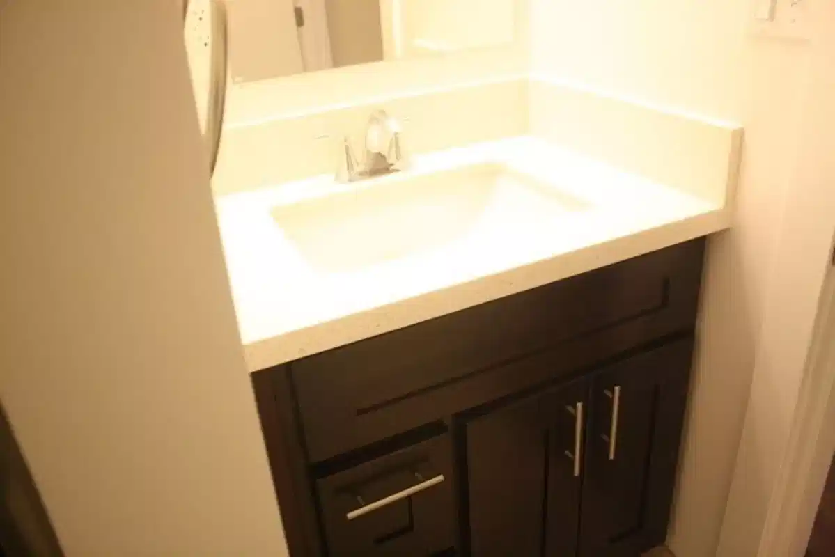 2647 Ellendale Pl, Los Angeles - Los Angeles, California, United States - Bathroom