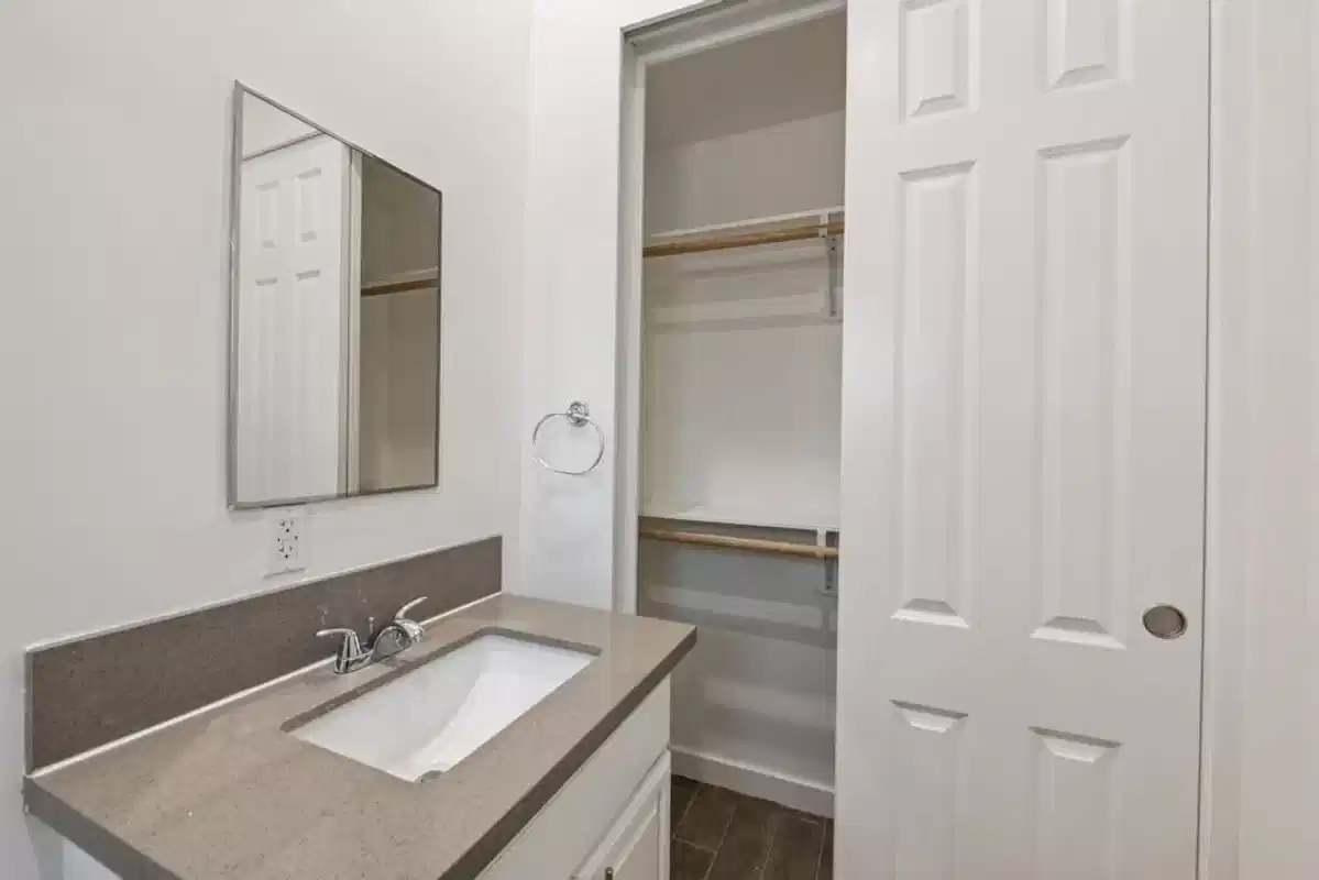 2649 Ellendale Pl, Los Angeles 2