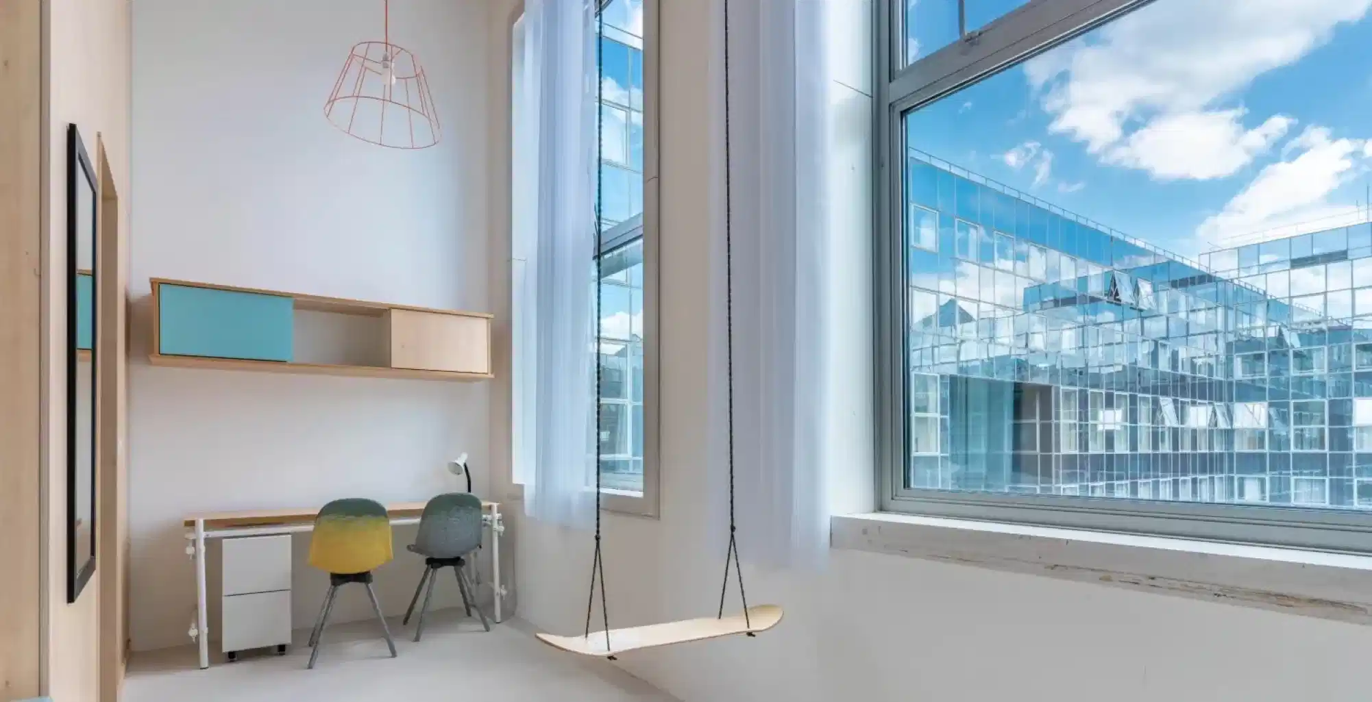 Common Area?w=400&h=260&fit=crop&q=40&auto=format&trim=auto