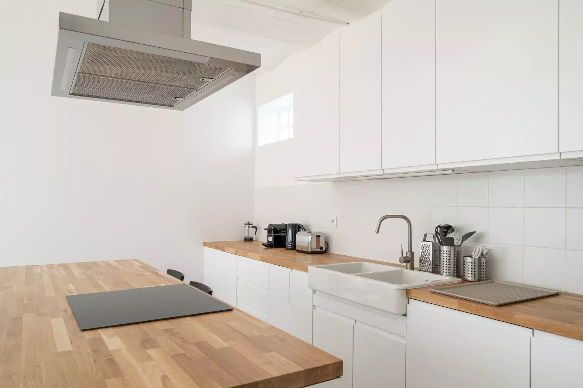 Habyt 94200, Paris - Paris, France - Kitchen