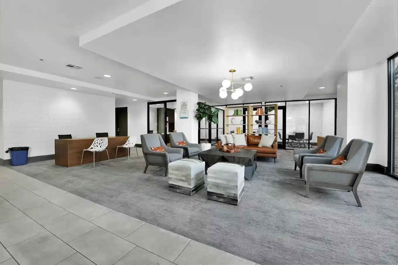 Bathroom?w=400&h=260&fit=crop&q=40&auto=format&trim=auto