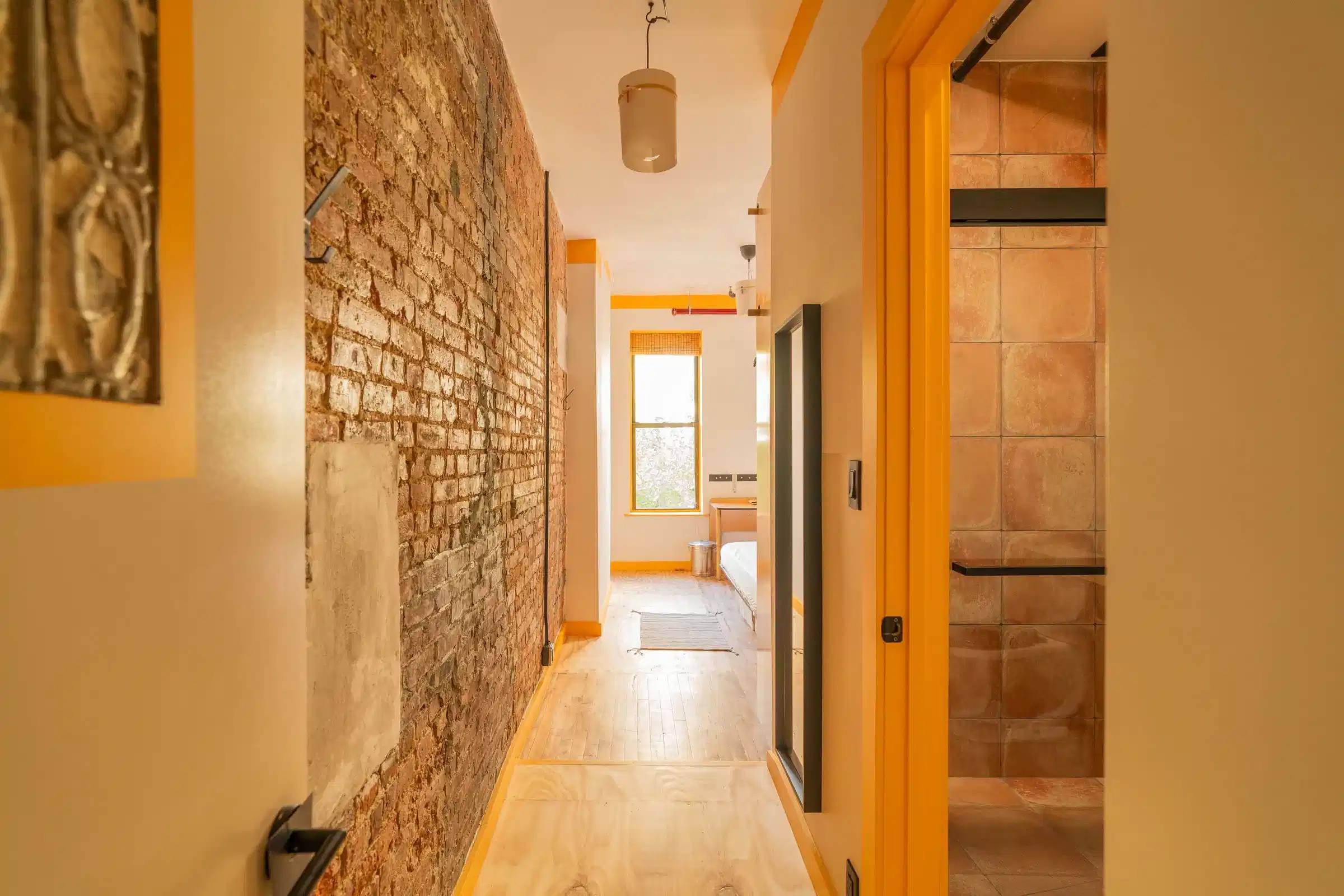 Kitchen?w=400&h=260&fit=crop&q=40&auto=format&trim=auto