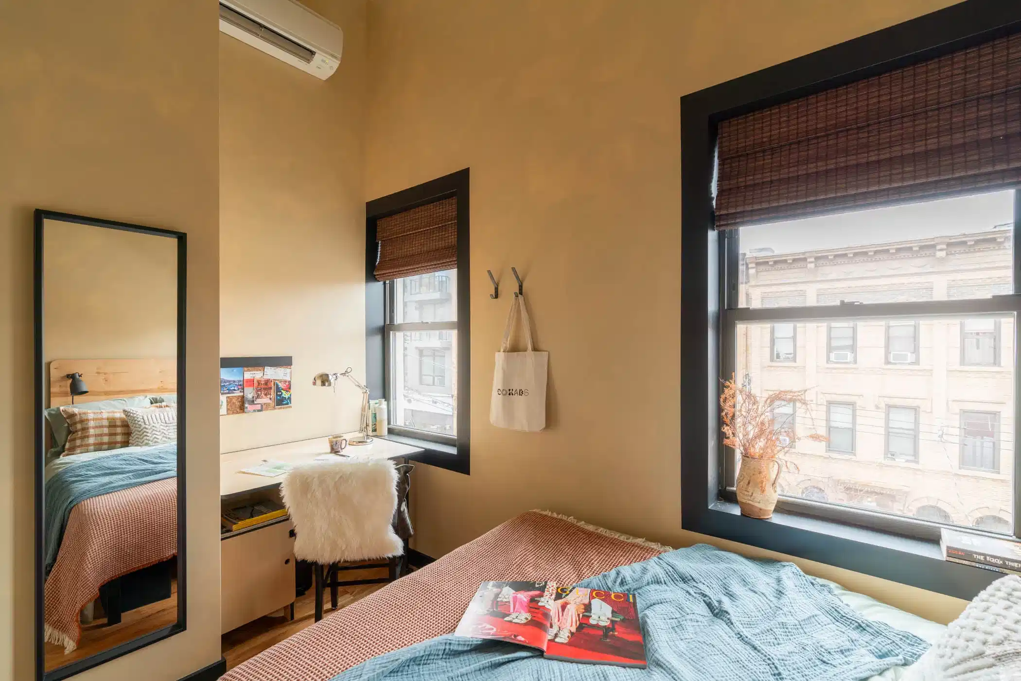 Kitchen?w=400&h=260&fit=crop&q=40&auto=format&trim=auto