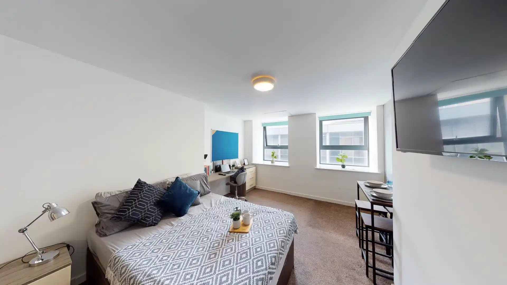 Superior Plus Studio - Kitchen?w=400&h=260&fit=crop&q=40&auto=format&trim=auto