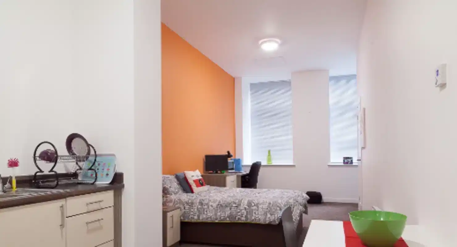 Minerva House, Nottingham - Nottingham, England, United Kingdom - Superior Plus Studio - Bedroom