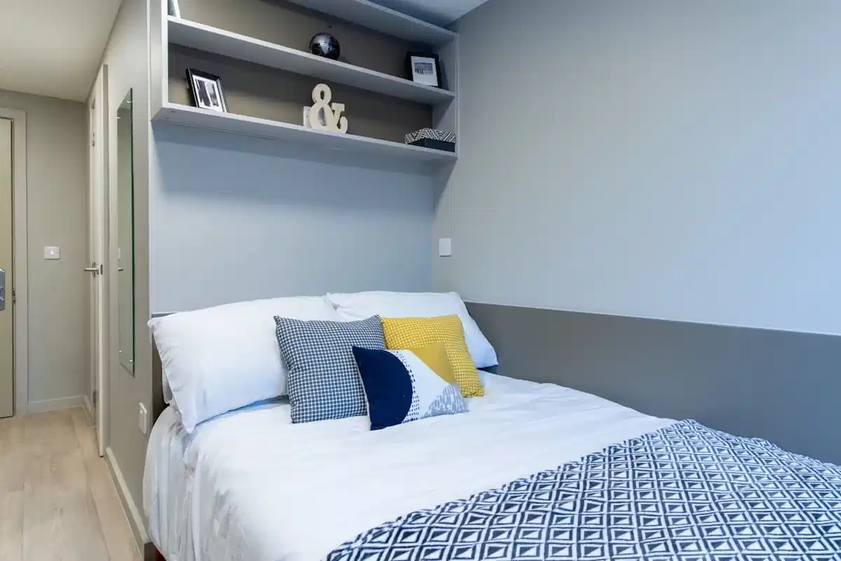 Block A Sky Lounge Level Silver En Suite