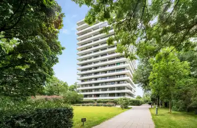 Bach, Munich - Munich, Germany - Exterior