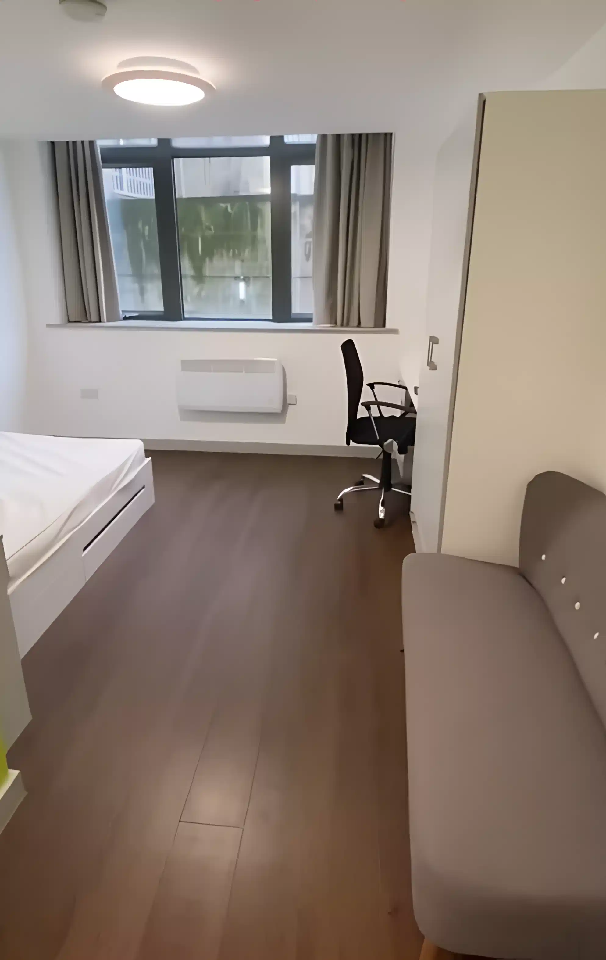 Ensuite Bedroom (6 Bed)