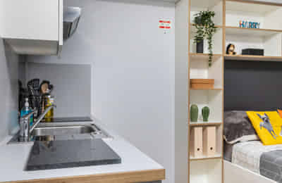 Amenities?w=400&h=260&fit=crop&q=40&auto=format&trim=auto