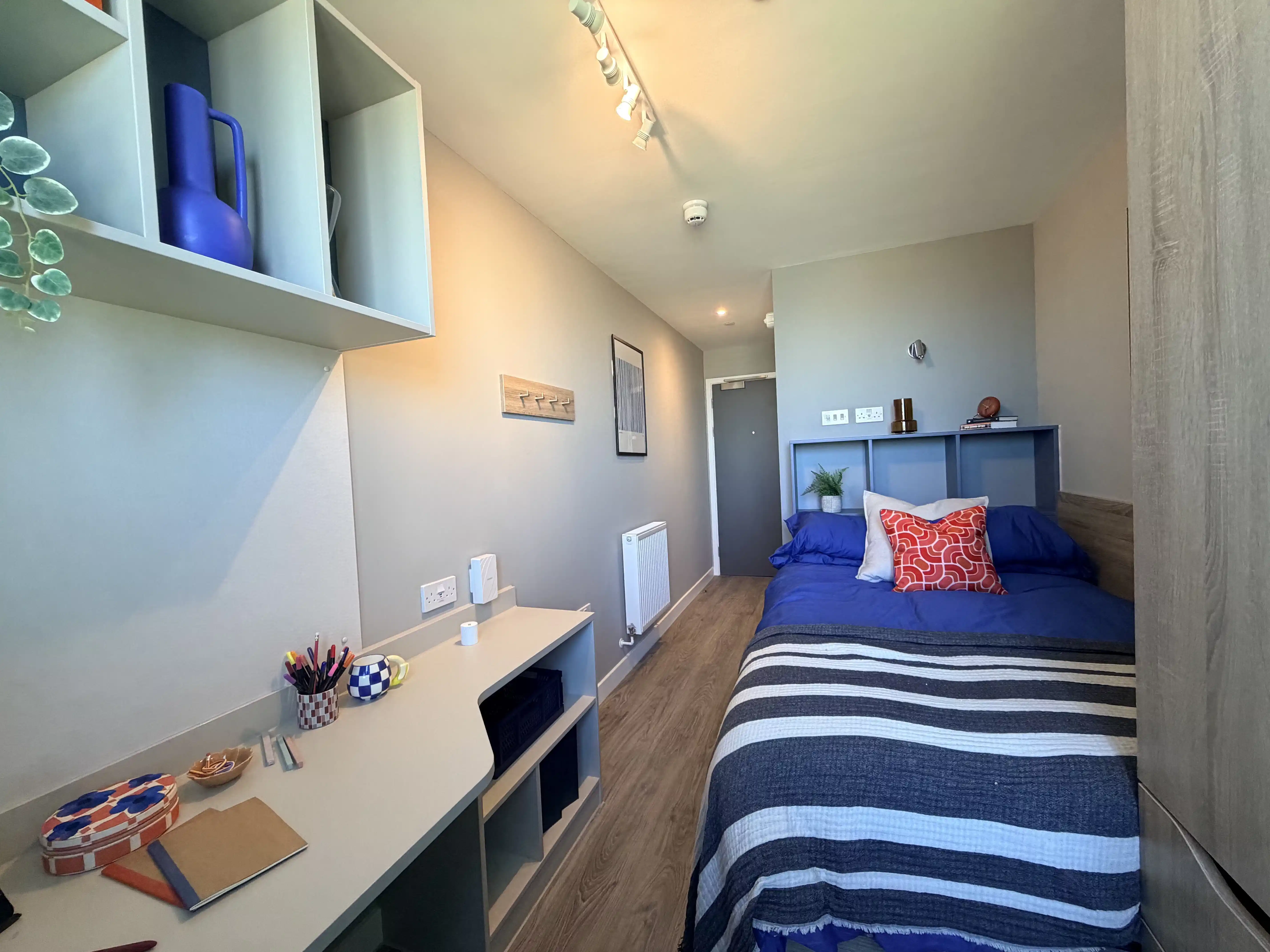 Standard 6 Bed Ensuite