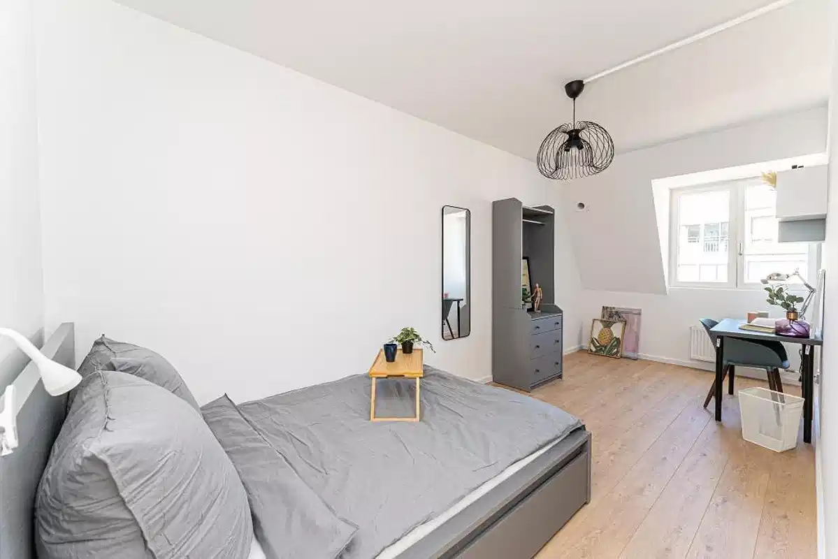 Private Room (MO.71.2)