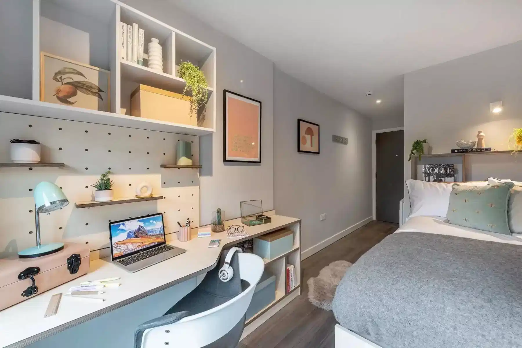 4 Bed Standard Ensuite - Bedroom