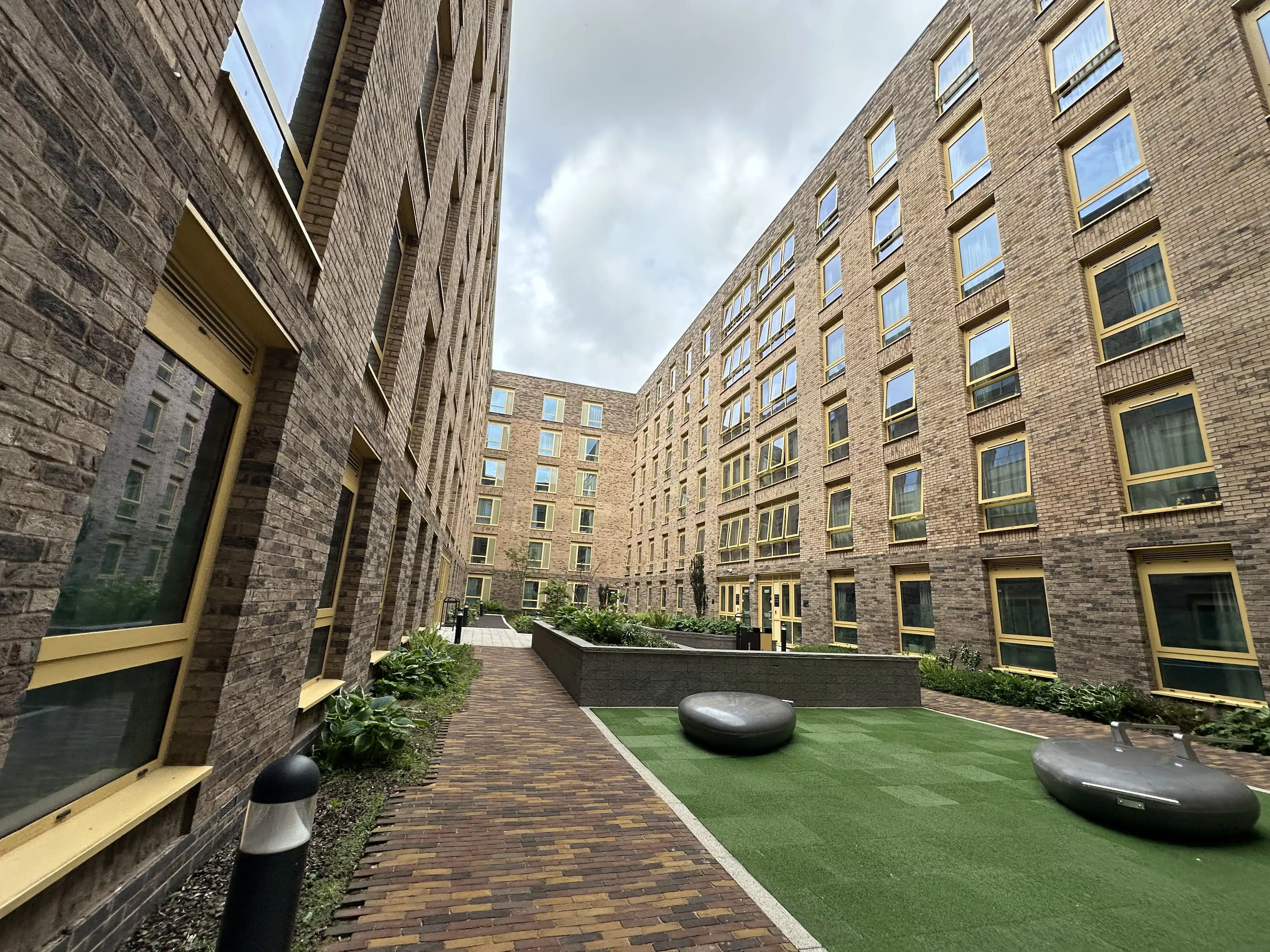 iQ Signal Place, Nottingham image 51