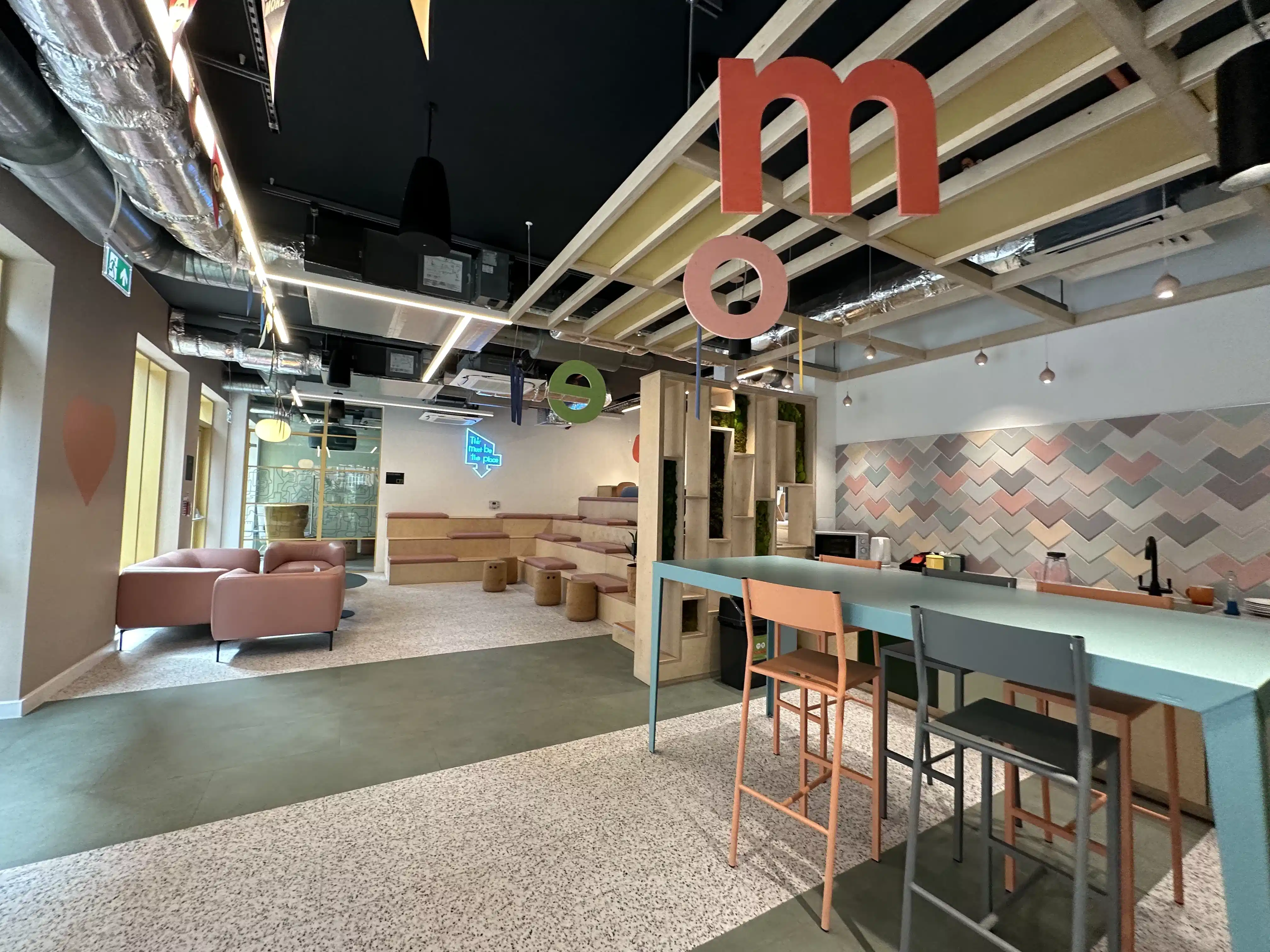 iQ Signal Place, Nottingham image 41