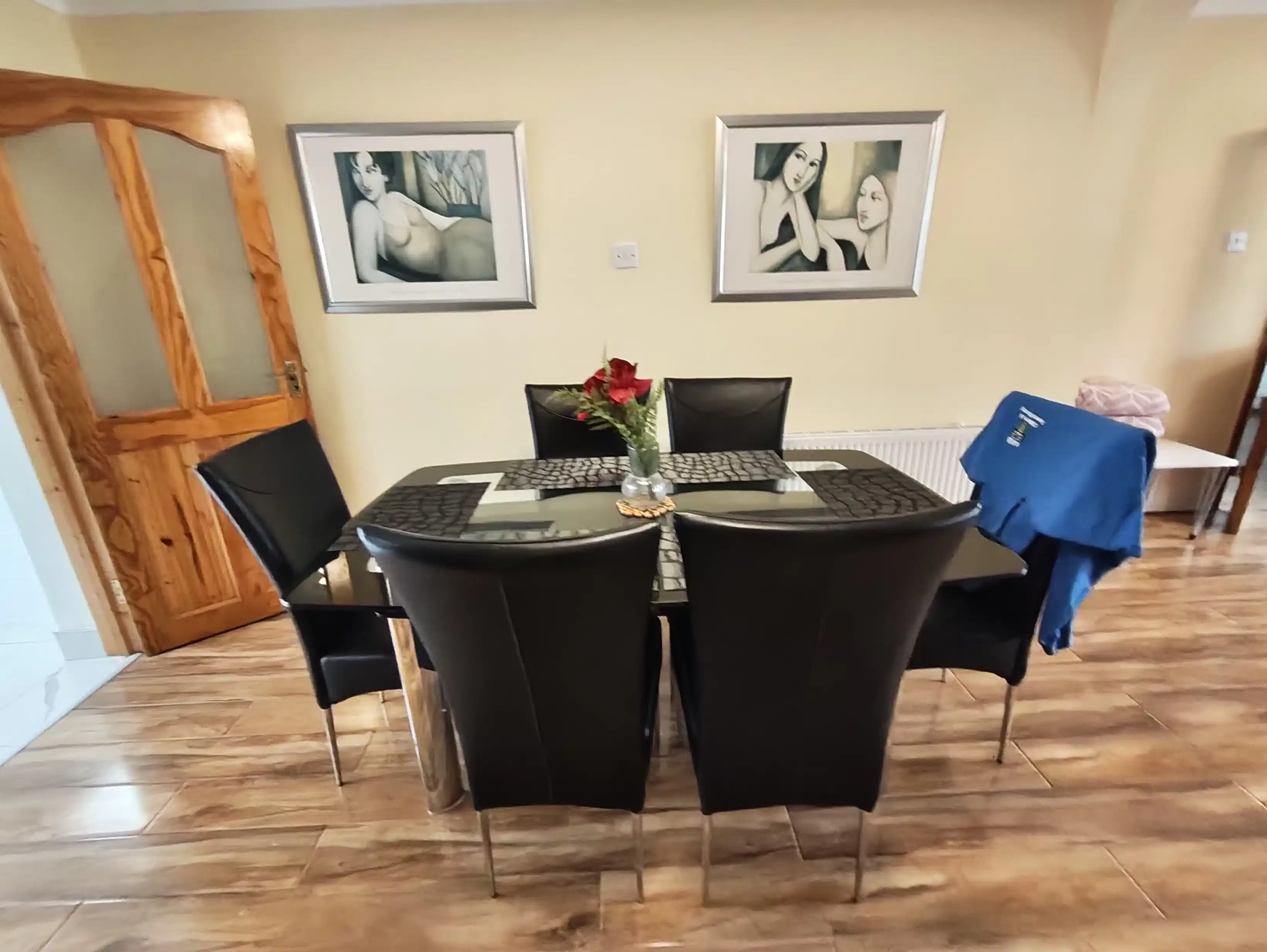 Room in a 7 Bedroom House, 41 Ballinteer Crescent, Ballinteer, Dublin D16 E657 view 5