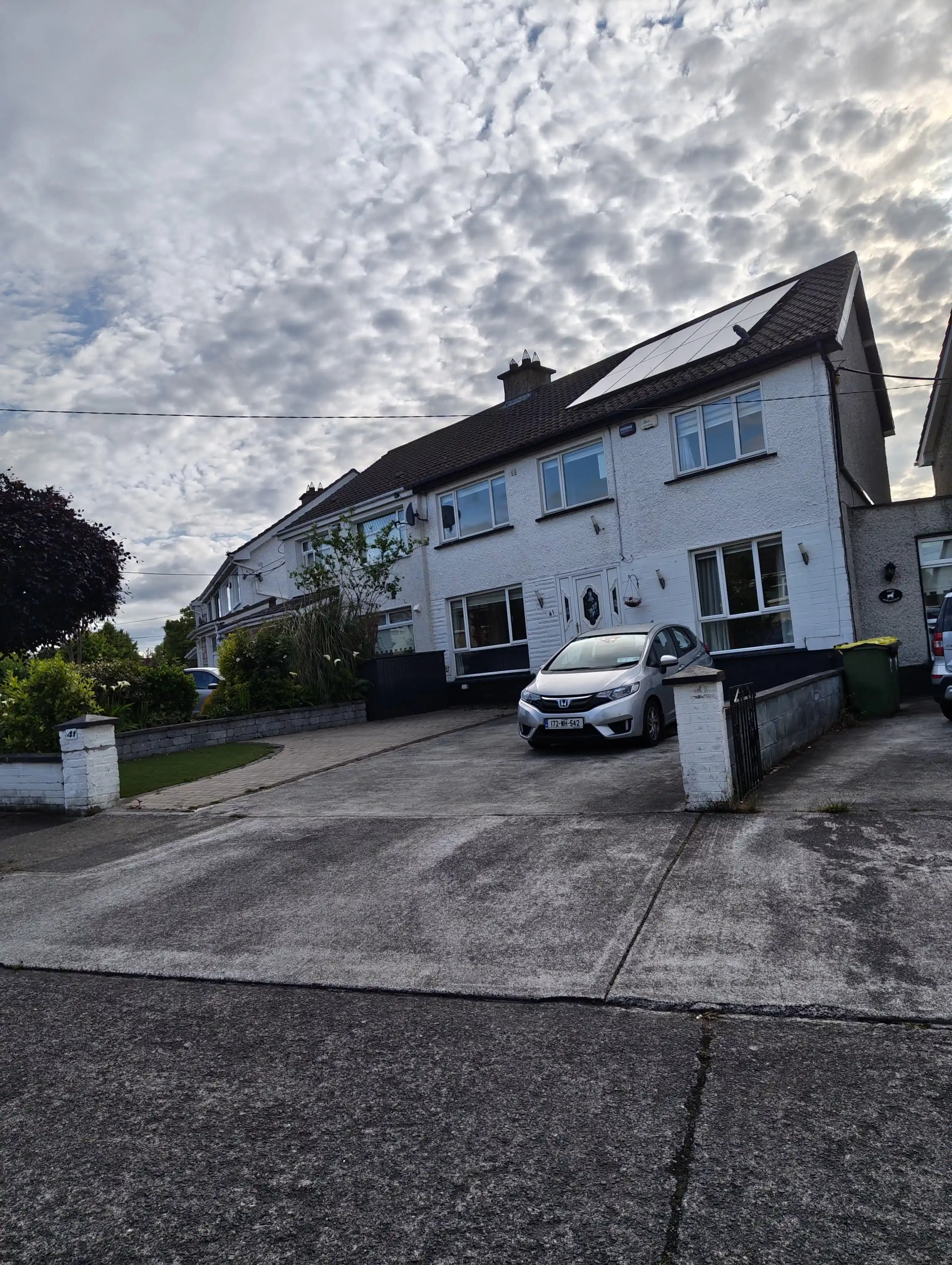 Room in a 7 Bedroom Apartment, 41 Ballinteer Crescent, Ballinteer, Dublin D16 E657 - Dublin, Ireland - Exterior