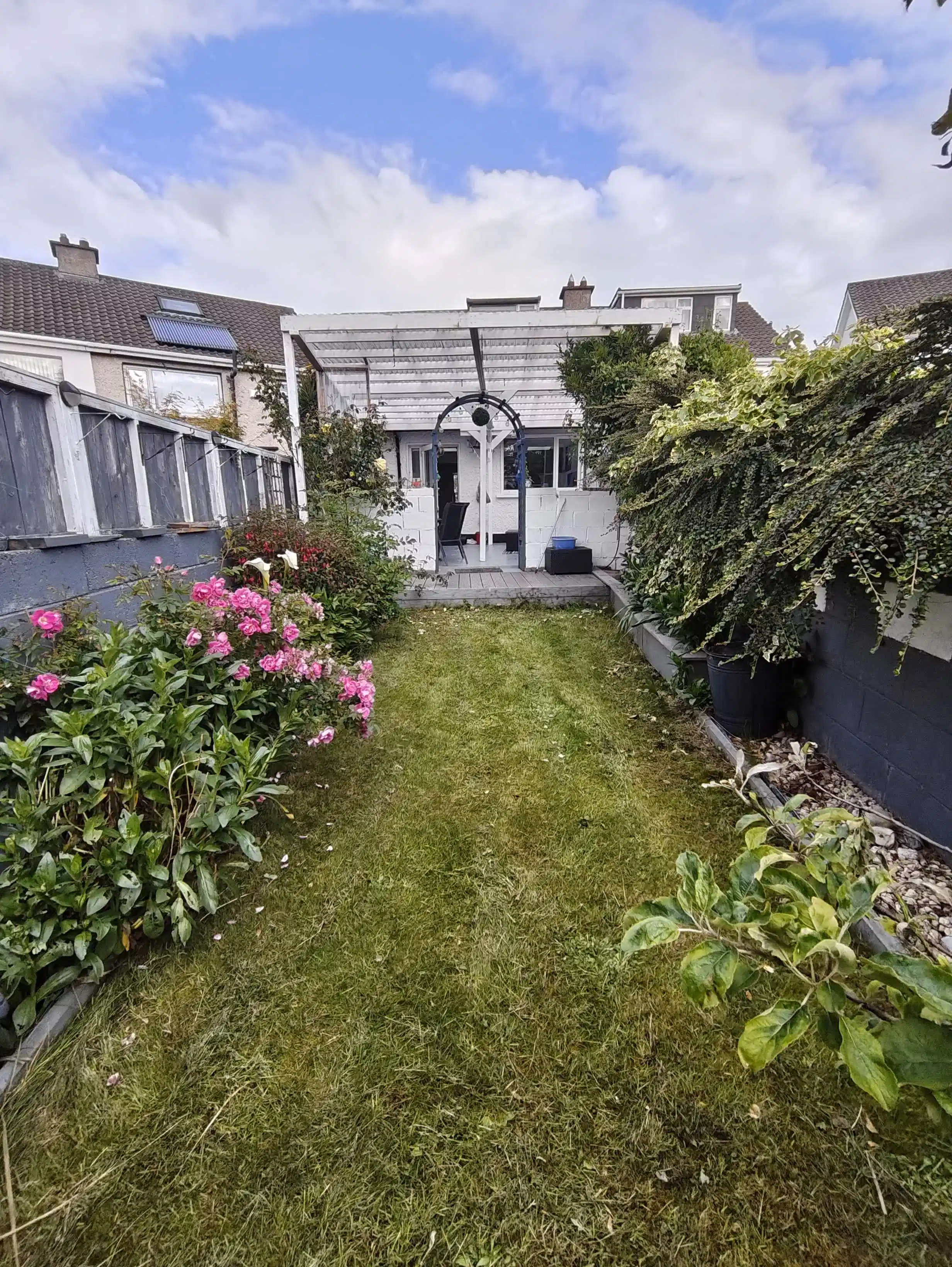 Room in a 7 Bedroom House, 41 Ballinteer Crescent, Ballinteer, Dublin D16 E657 view 4