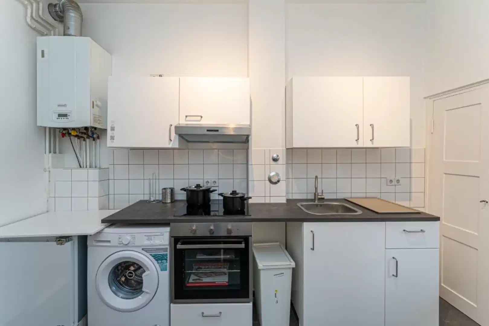 RM Friedrichsbrunner Straße 40, Berlin - Berlin, Germany - Room in a 2 Bed 1 Bath - Kitchen