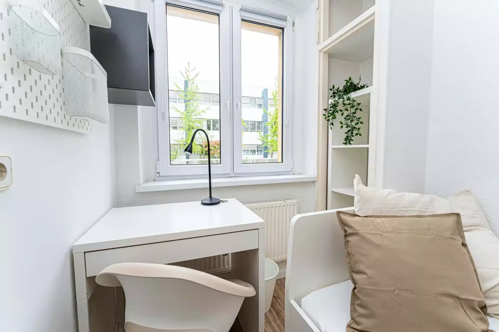 Lienemannstraße, Berlin - Berlin, Germany - Room 4 - Bedroom