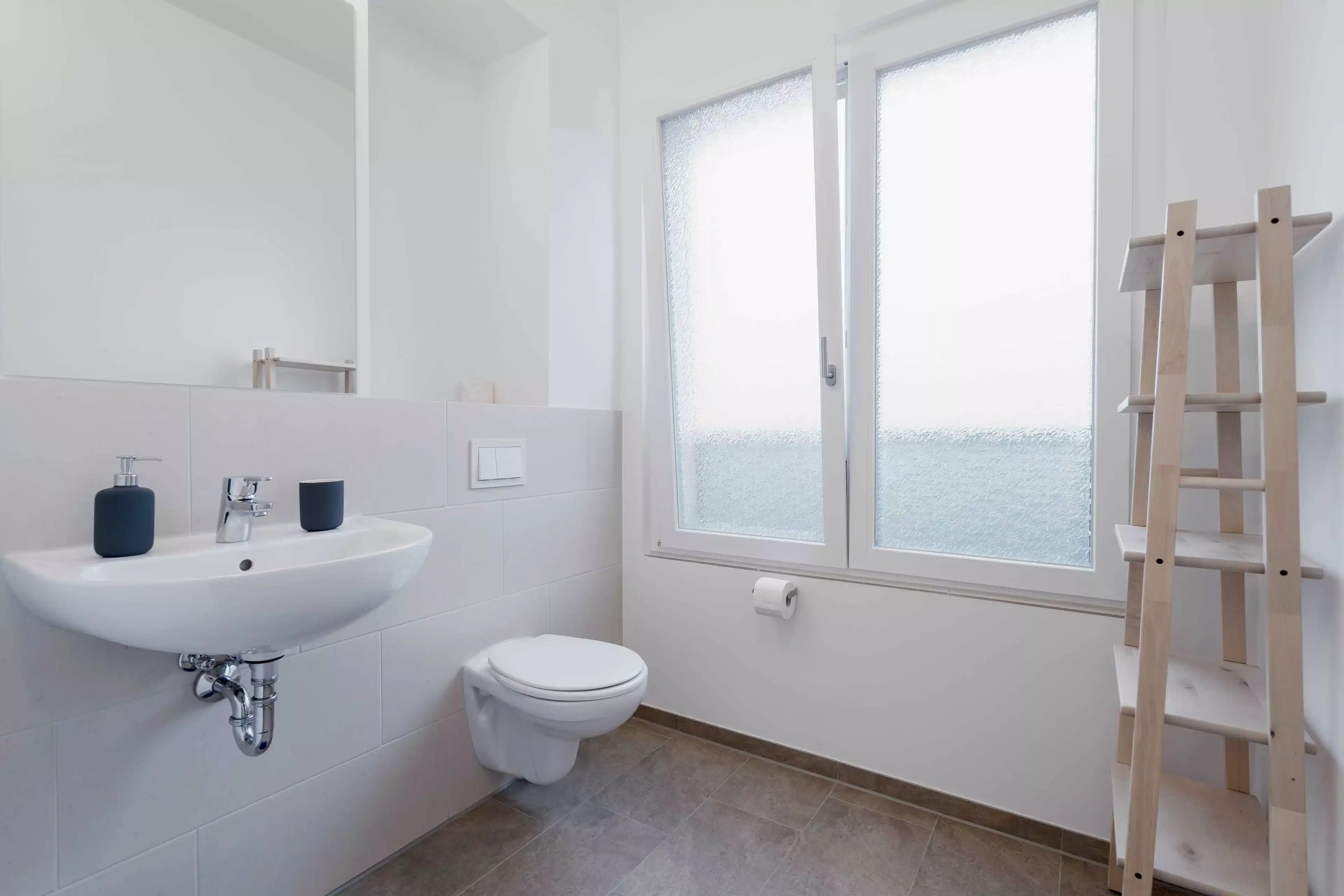 Kitchen?w=400&h=260&fit=crop&q=40&auto=format&trim=auto