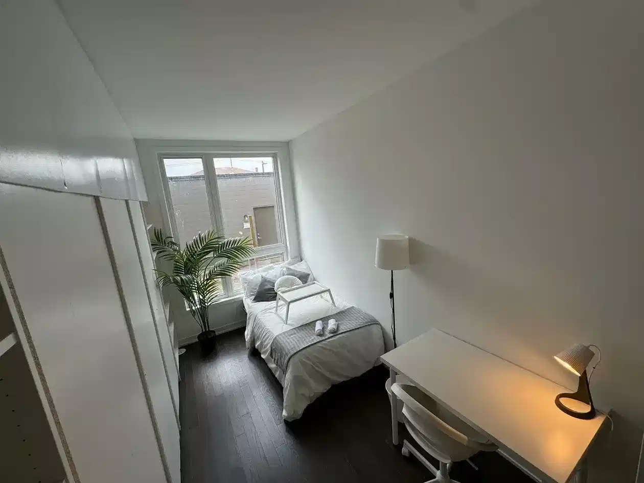 H4U 80 Green Gardens Blvd, Toronto - Toronto, Ontario, Canada - Flex Room 3 - Bedroom