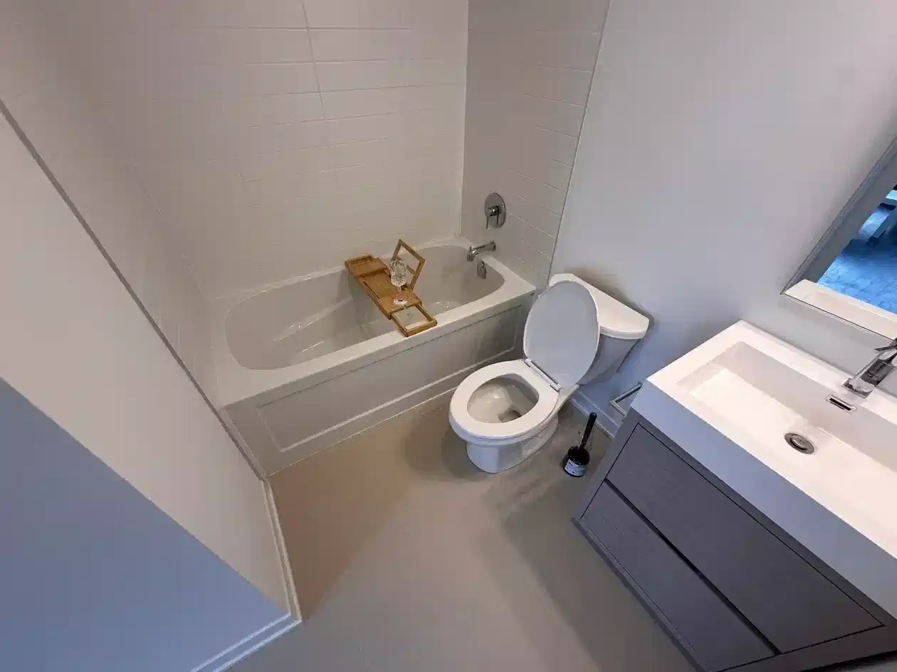 Master Suite Room - Bedroom?w=400&h=260&fit=crop&q=40&auto=format&trim=auto