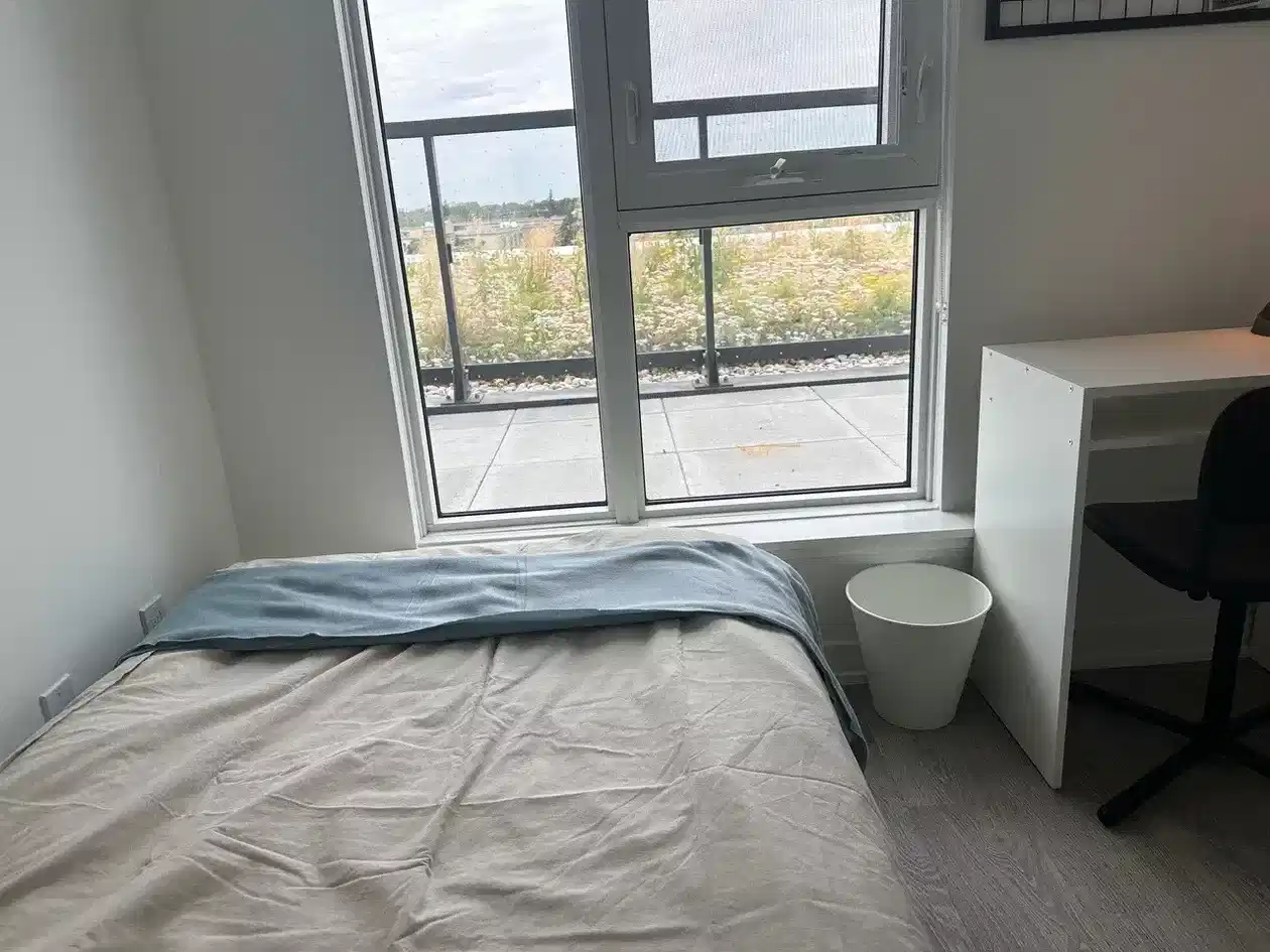 H4U 500 Wilson, Toronto - Toronto, Ontario, Canada - Flex Room - Bedroom