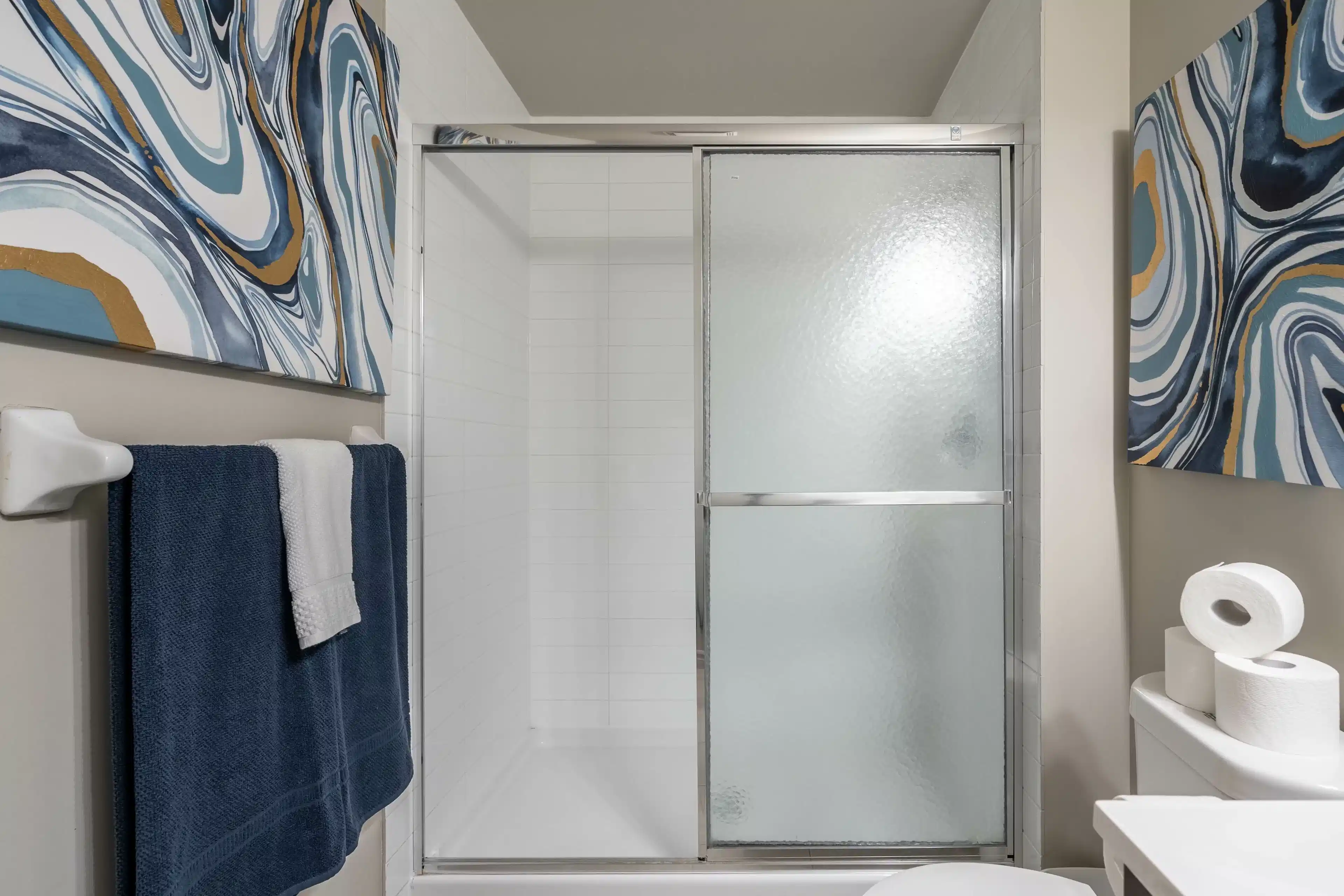 Collegeview Commons, Kitchener - Kitchener, Ontario, Canada - Bathroom