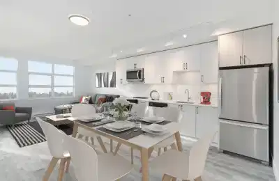 The Shelley, Victoria - Victoria, British Columbia, Canada - Kitchen