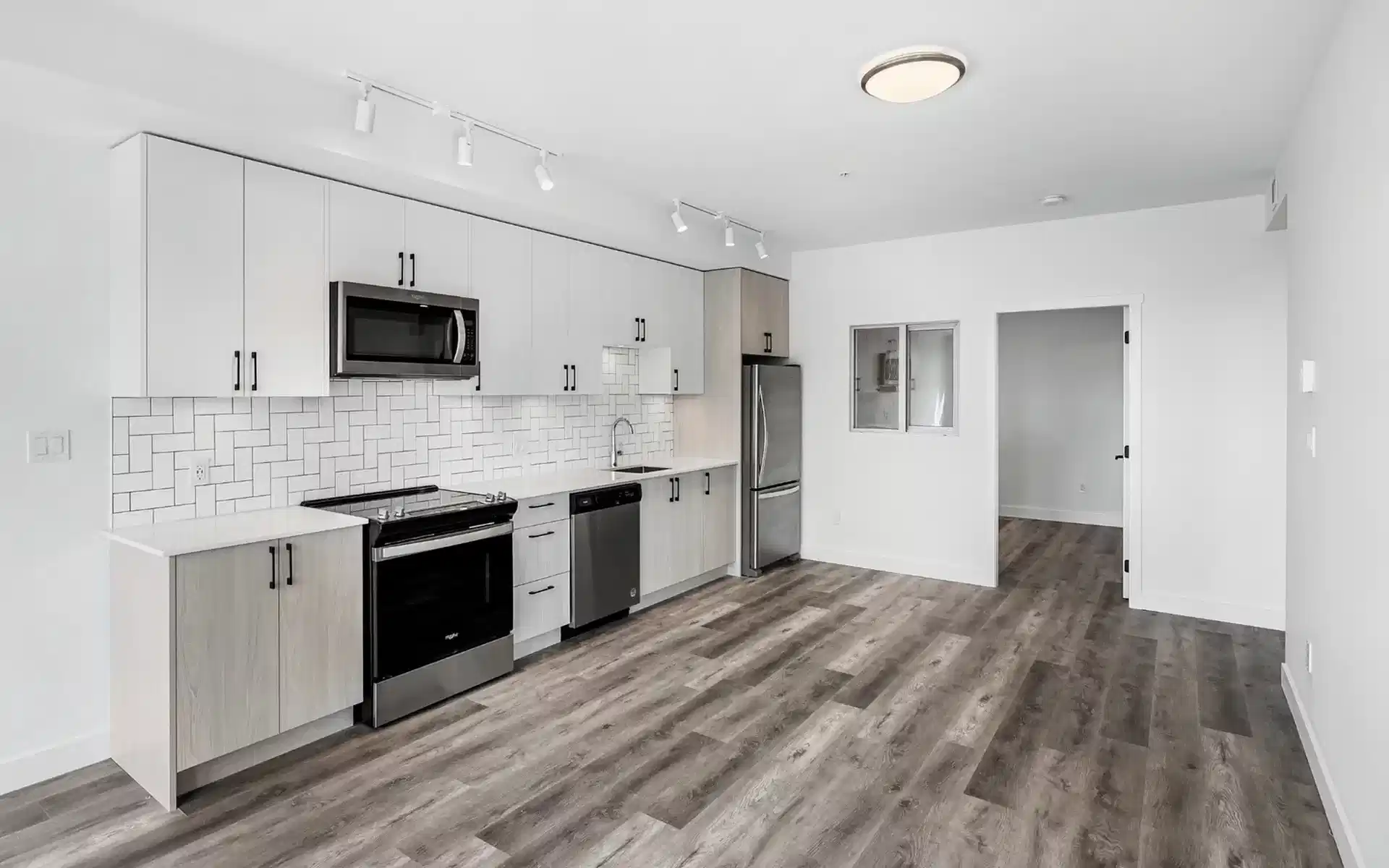 The Shelley, Victoria - Victoria, British Columbia, Canada - Kitchen