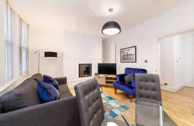 Garrick Mansions, London - London, England, United Kingdom - Amenities
