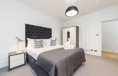 Amenities?w=400&h=260&fit=crop&q=40&auto=format&trim=auto