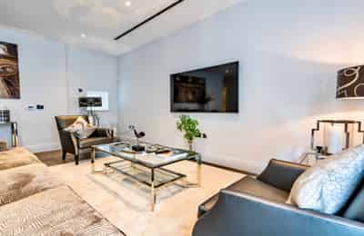 Chancery Lane, London - London, England, United Kingdom - Amenities
