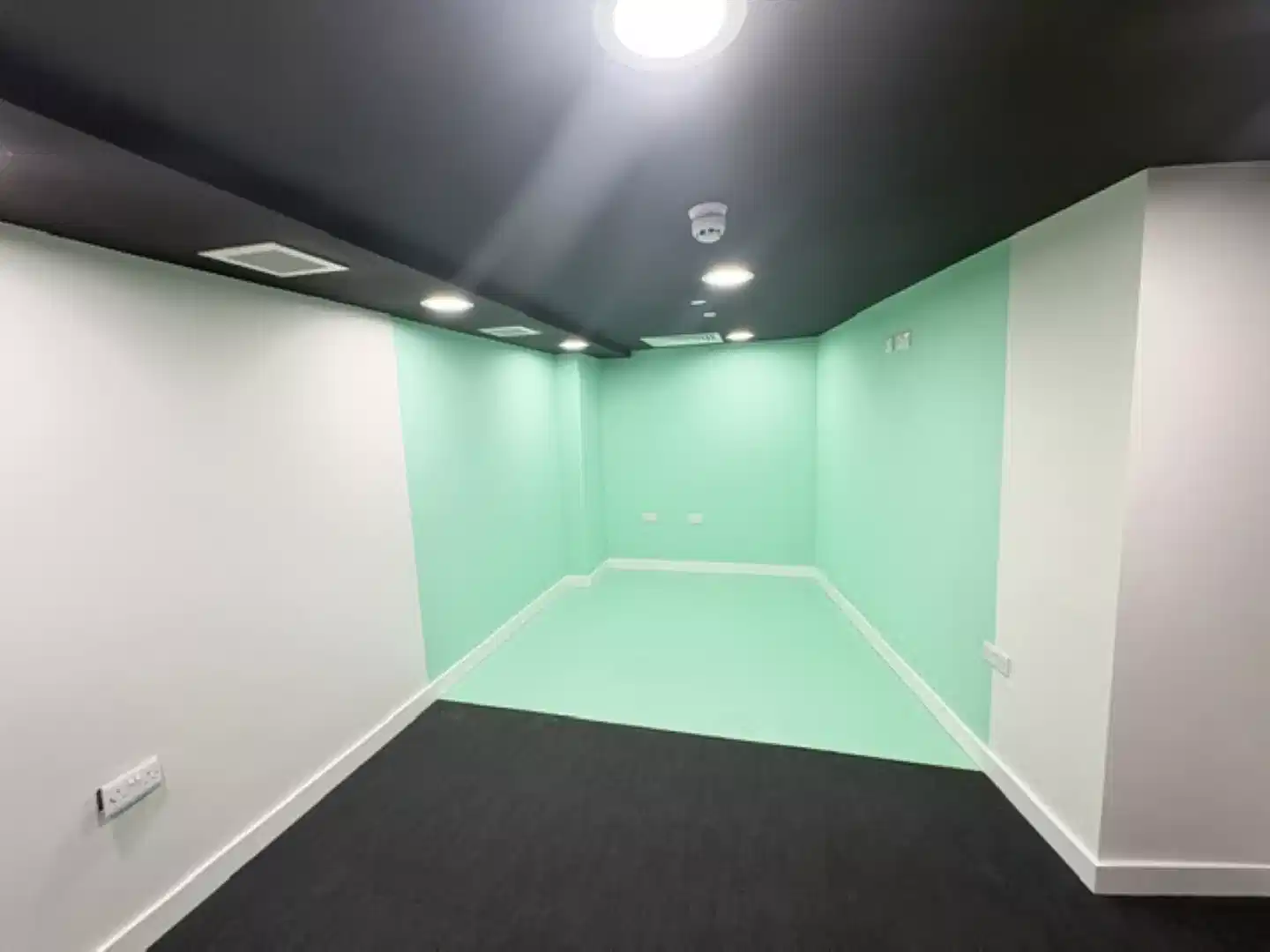GoBritanya Briggate Studios, Leeds image 20