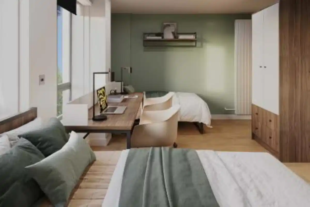 Common Area?w=400&h=260&fit=crop&q=40&auto=format&trim=auto