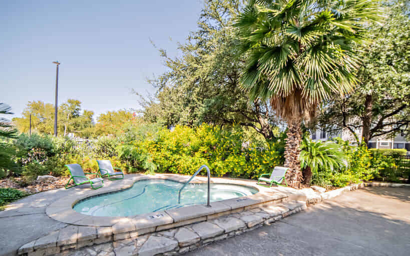 Estates at East Riverside, Austin - Austin, Texas, United States - Amenities