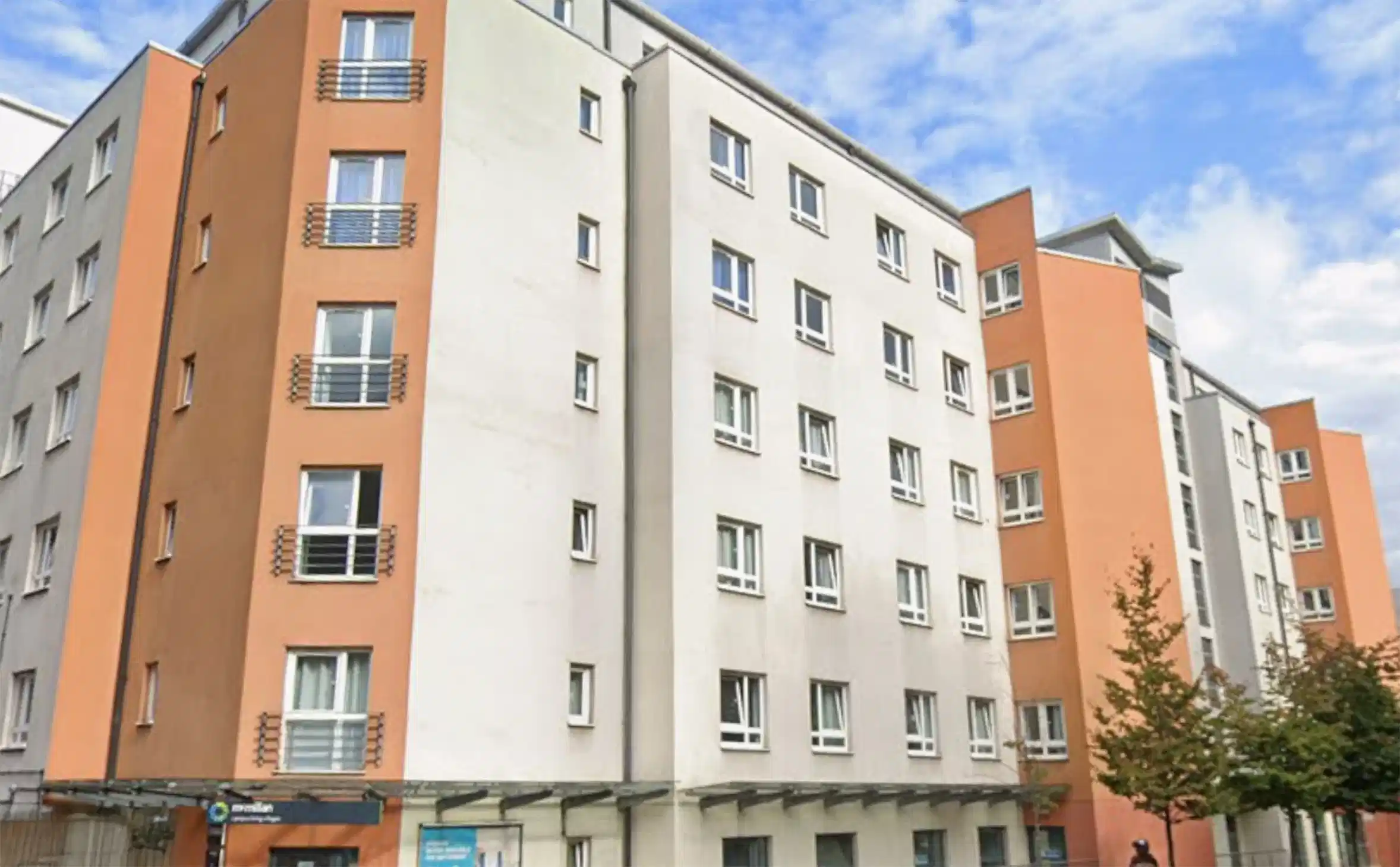 Creek Court, London image 37