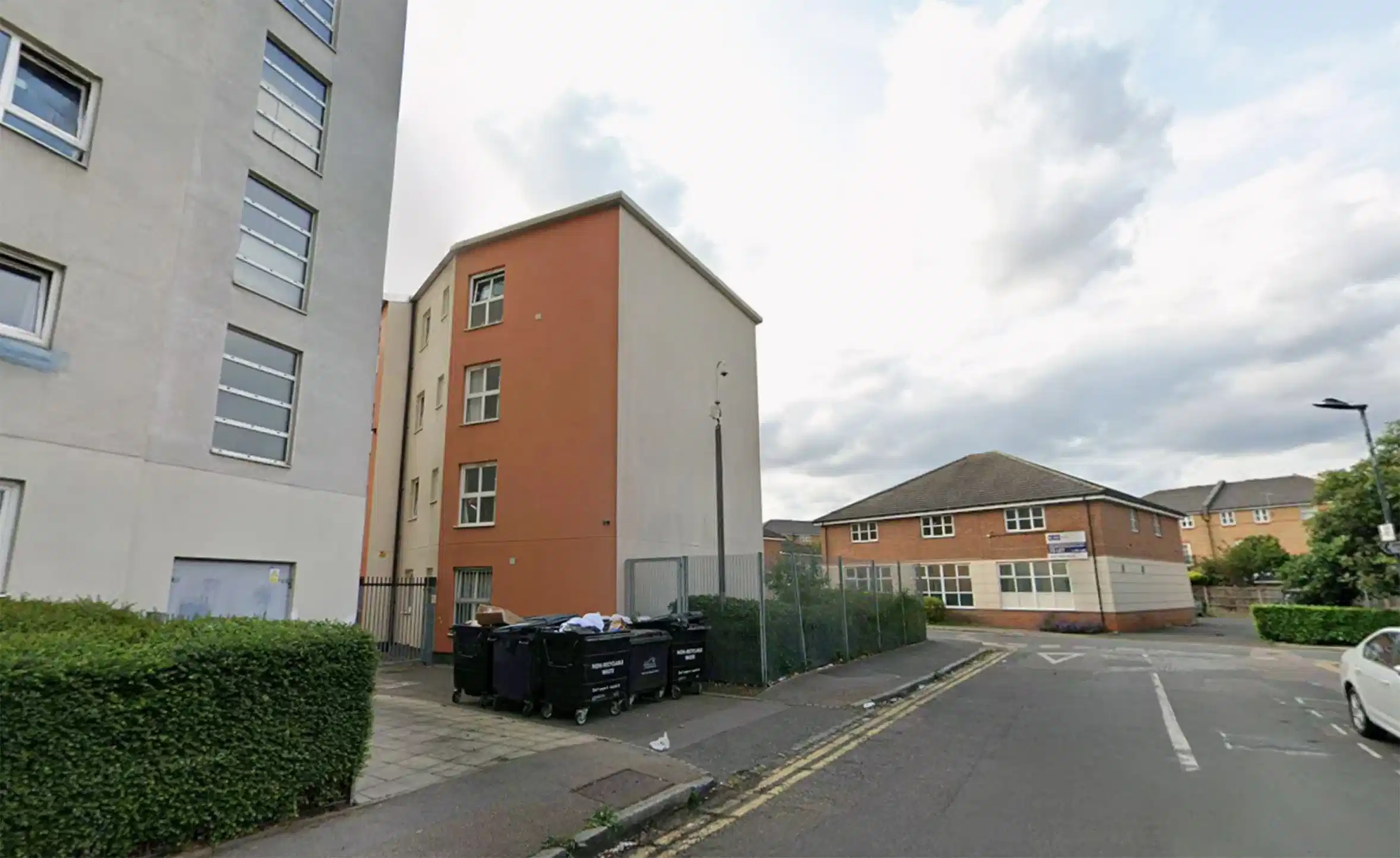 Creek Court, London image 46