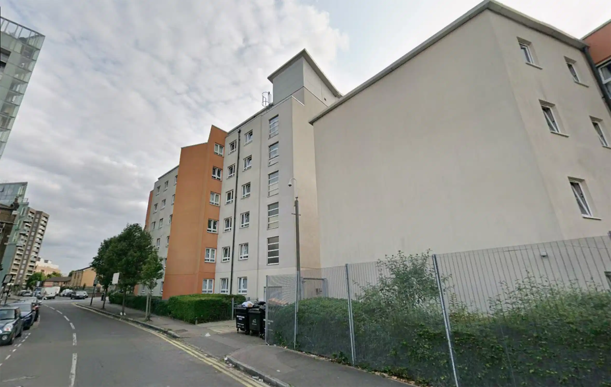 Creek Court, London image 30