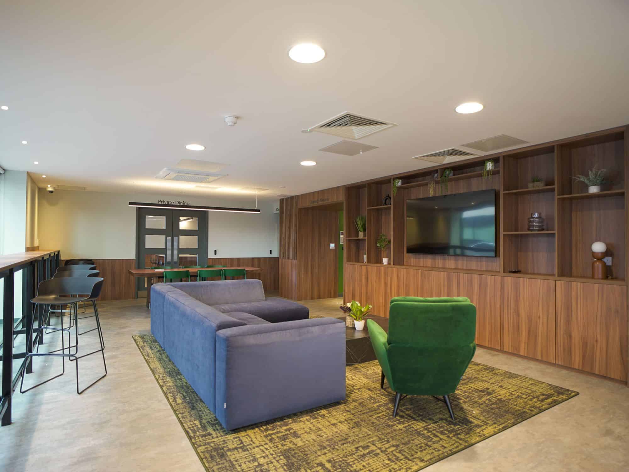 Straits Garden, Egham - Egham, England, United Kingdom - Common Area