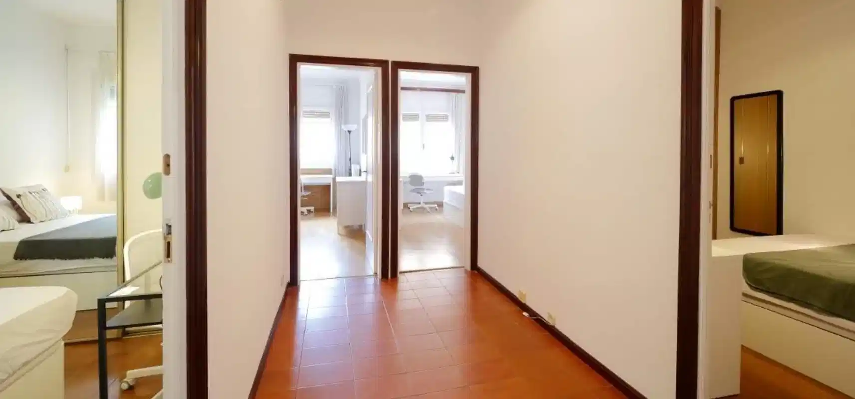 Kitchen?w=400&h=260&fit=crop&q=40&auto=format&trim=auto