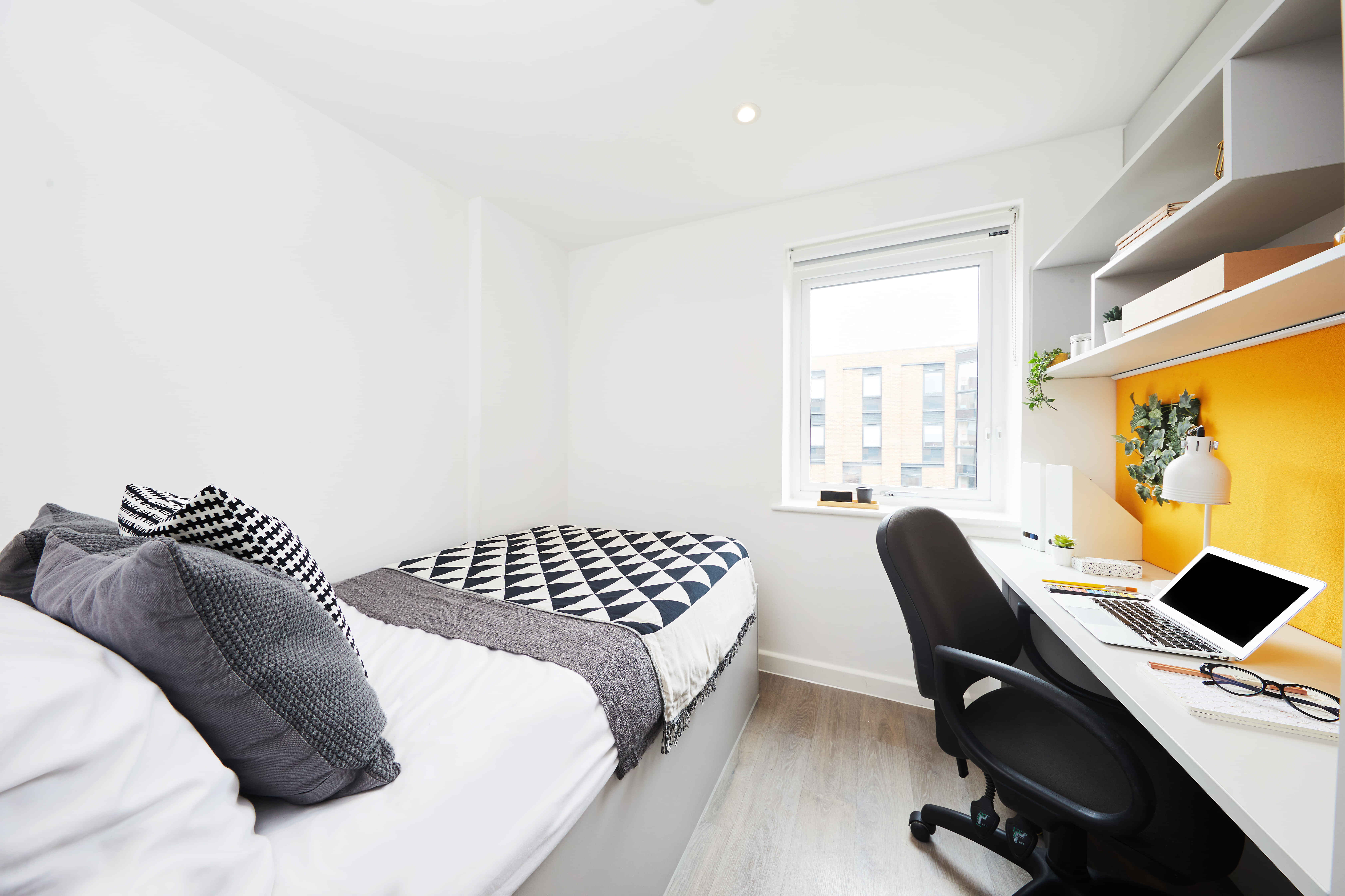 Classic Ensuite - Bedroom