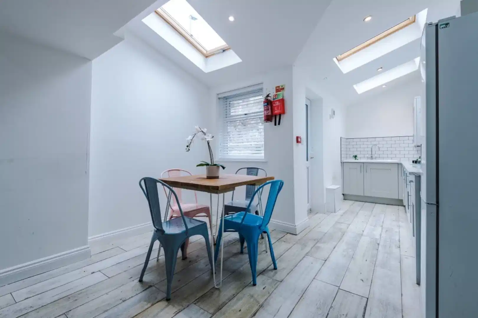 Room in a 5 Bedroom Apartment, 27 Gladstone Terrace, Lancaster (LA1 1DW) - Lancaster, England, United Kingdom - Amenities