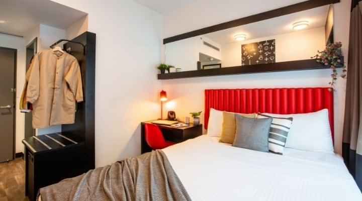 Common Area?w=400&h=260&fit=crop&q=40&auto=format&trim=auto