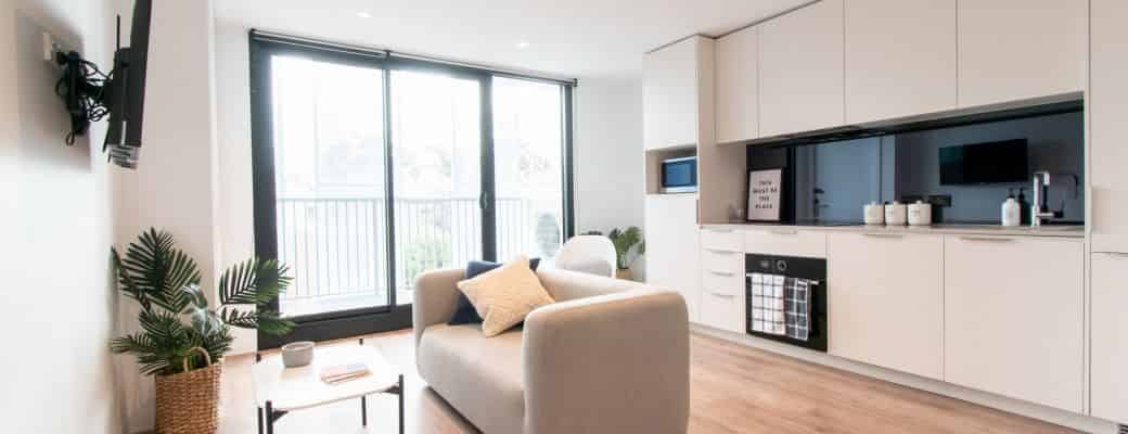 Amenities?w=400&h=260&fit=crop&q=40&auto=format&trim=auto