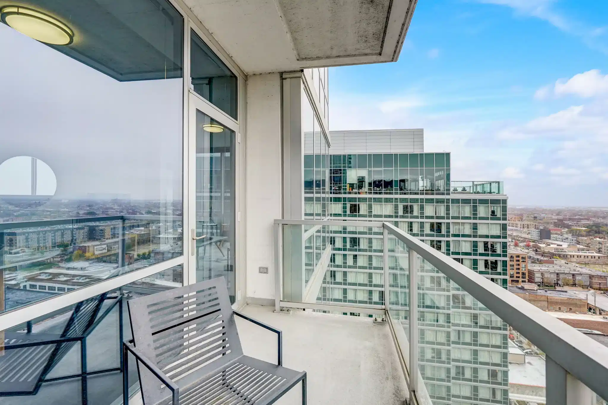 Arrive Lex, Chicago - Chicago, Illinois, United States - Exterior