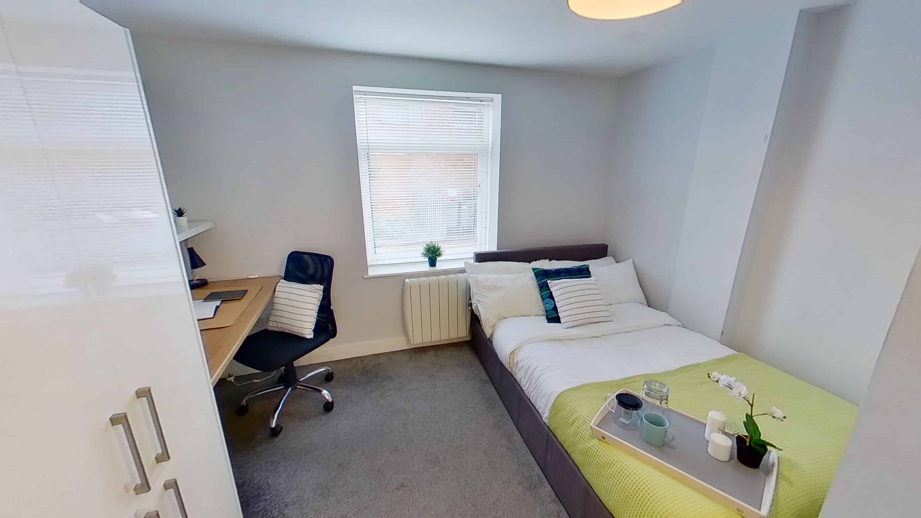 Middle Street, Nottingham - Nottingham, England, United Kingdom - Bedroom