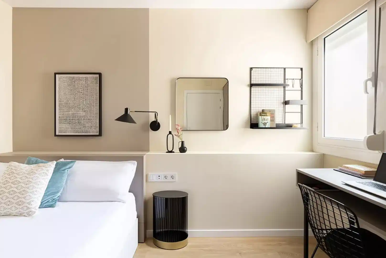 Kitchen?w=400&h=260&fit=crop&q=40&auto=format&trim=auto