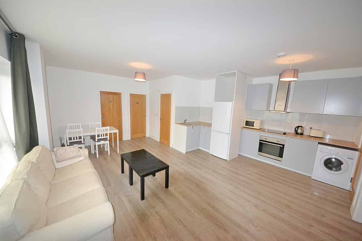 4 Herberton, Dublin - Dublin, Ireland - Kitchen